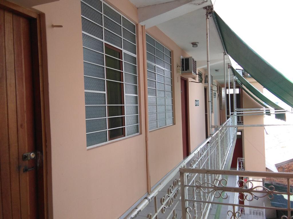 إكيتوس Hostal El Colibri المظهر الخارجي الصورة